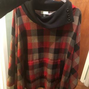 Plaid pullover with front pocket